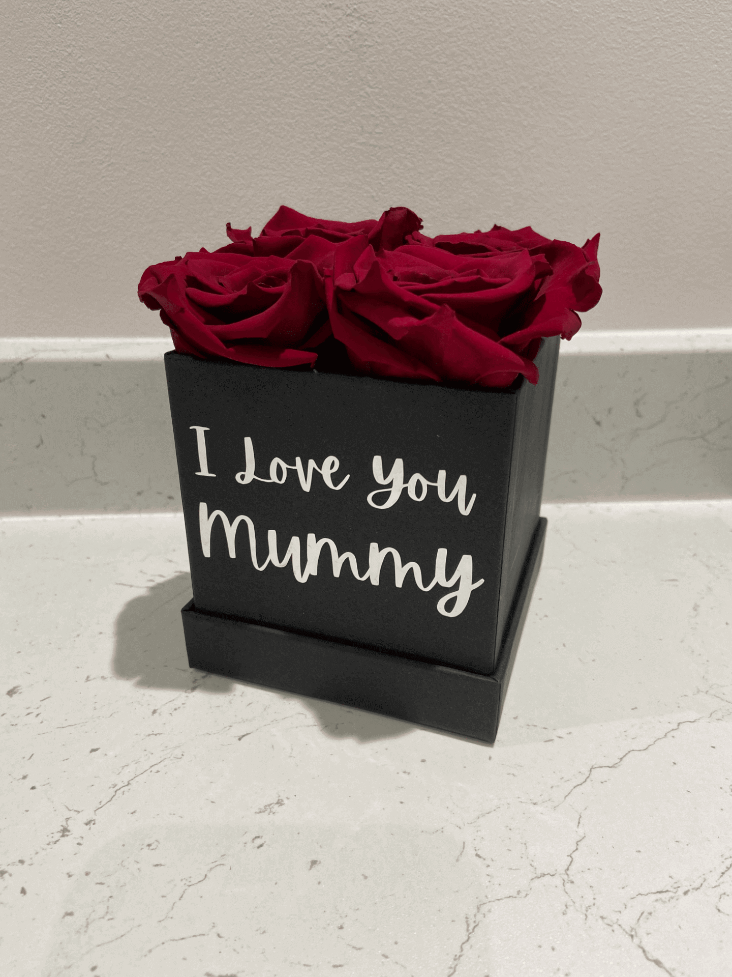 Personalised4PieceYearLastingInfinityRoses2.png?v=1682005439&width=1800